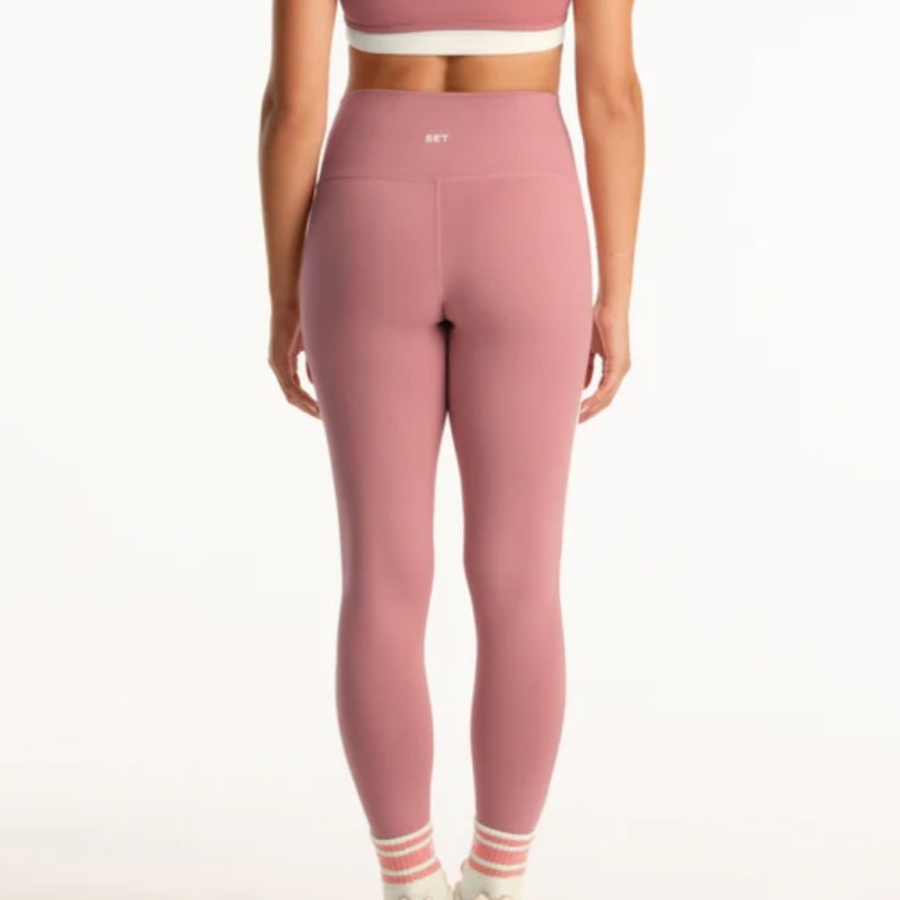 Set Active x Parke Formcloud Cloud Pipe High Rise… - image 3